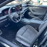 Skoda Superb Kombi Sportline 2.0 – Innenraum vorn