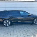 Skoda Superb Kombi Sportline 2.0 – Seitenansicht rechts
